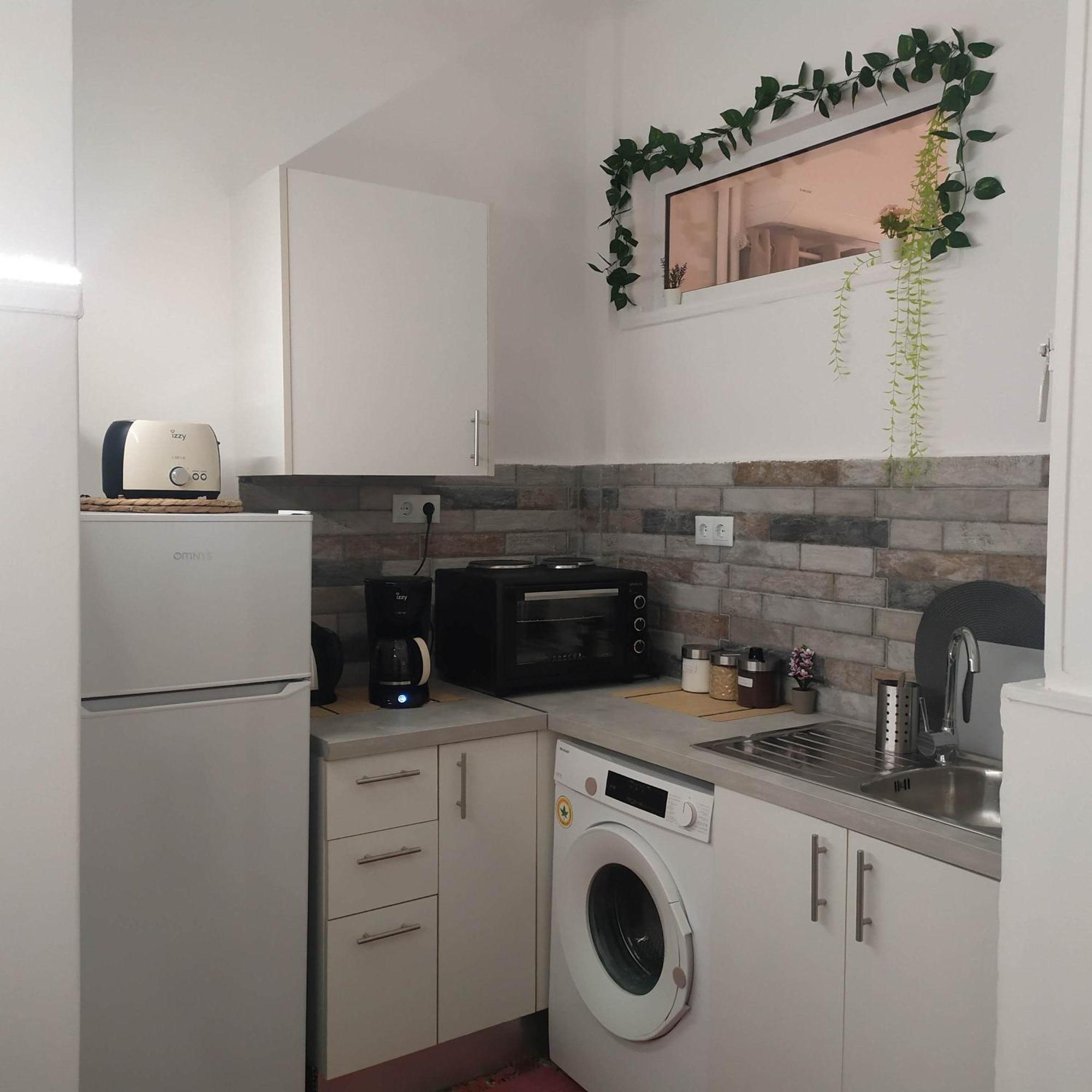 Beautiful Apartment In Athens. Εξωτερικό φωτογραφία