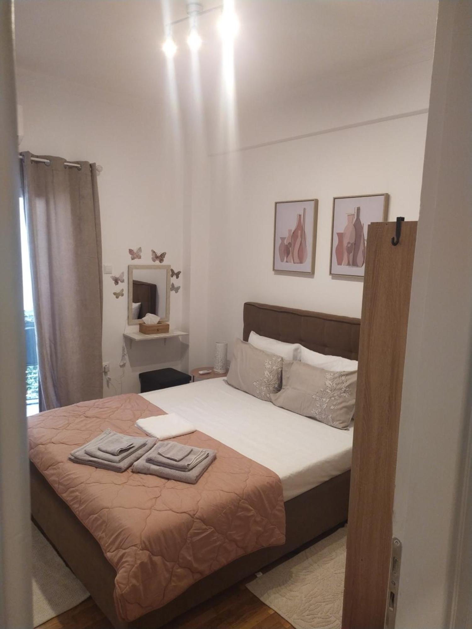Beautiful Apartment In Athens. Εξωτερικό φωτογραφία